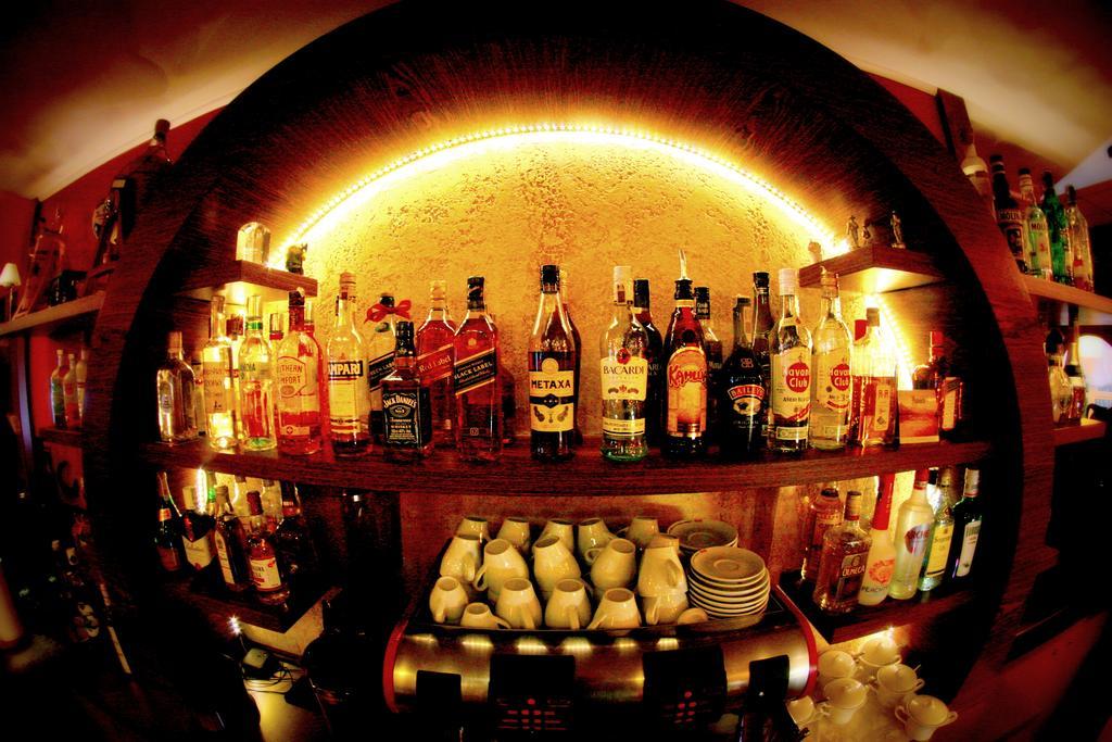 Hotel I Restauracja Złoty Las Kültér fotó