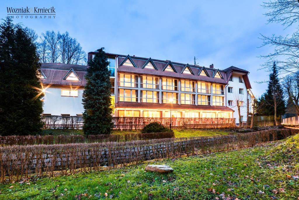 Hotel I Restauracja Złoty Las Kültér fotó